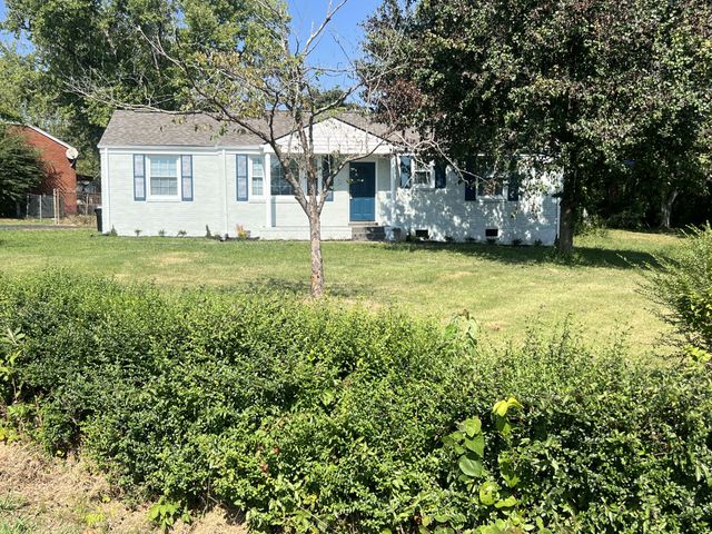 217 Wyly Dr, New Johnsonville, TN 37134