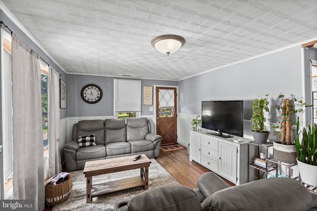 1186 BREWER AVE, Westville, NJ 08093