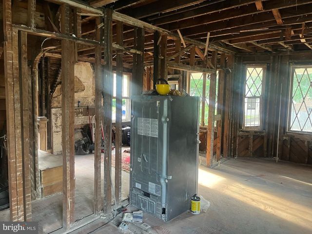 14 NICHOLSON ST NW, Washington, DC 20011