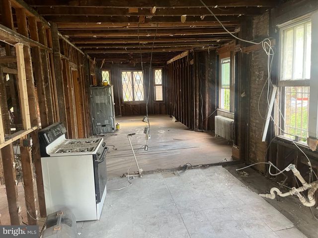 14 NICHOLSON ST NW, Washington, DC 20011