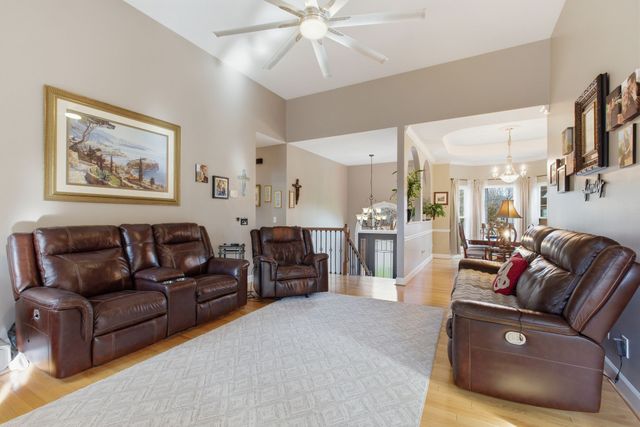 1514 Brookstone Cir, Mount Juliet, TN 37122