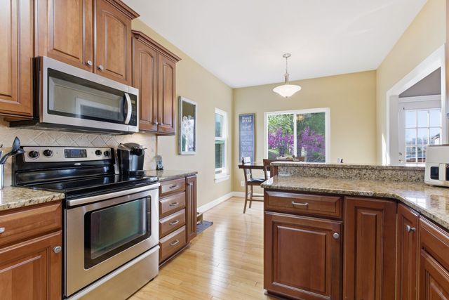 1514 Brookstone Cir, Mount Juliet, TN 37122