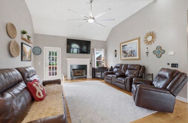 1514 Brookstone Cir, Mount Juliet, TN 37122