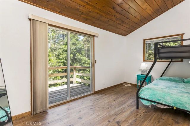 24379 Horst, Crestline, CA 92325