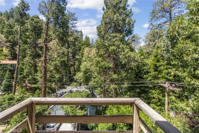 24379 Horst, Crestline, CA 92325
