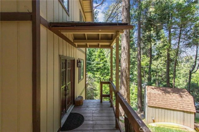 24379 Horst, Crestline, CA 92325
