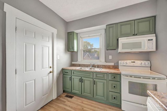 427 Mckinley Street, Middletown, OH 45042