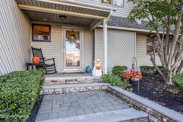46 Clarkson Drive, Toms River, NJ 08753