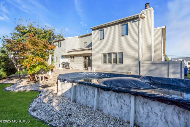 46 Clarkson Drive, Toms River, NJ 08753