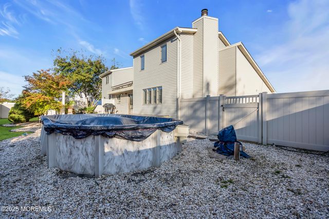 46 Clarkson Drive, Toms River, NJ 08753