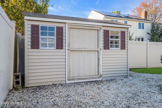 46 Clarkson Drive, Toms River, NJ 08753