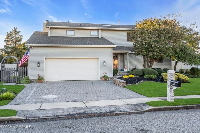 46 Clarkson Drive, Toms River, NJ 08753