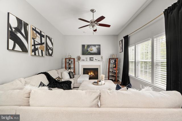 18 CHIP SHOT CT, North East, MD 21901