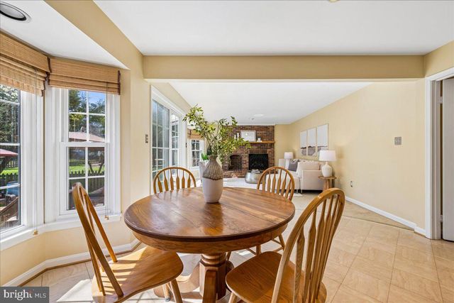 13511 FALLEN OAK CT, Chantilly, VA 20151