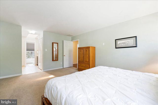 13511 FALLEN OAK CT, Chantilly, VA 20151