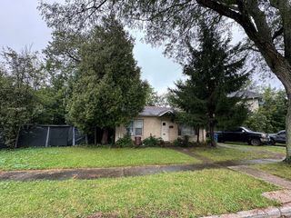 1657 Buena Vista Circle, Chicago Heights, IL 60411