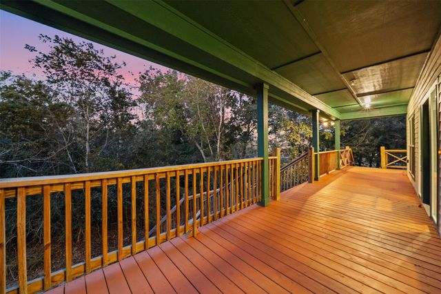 4510 Lininger Lane, Dickinson, TX 77539