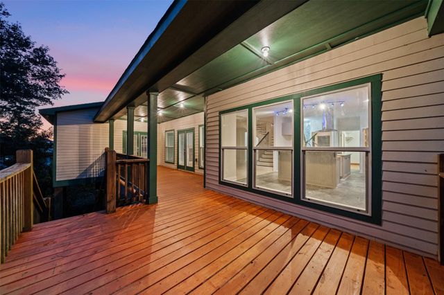 4510 Lininger Lane, Dickinson, TX 77539