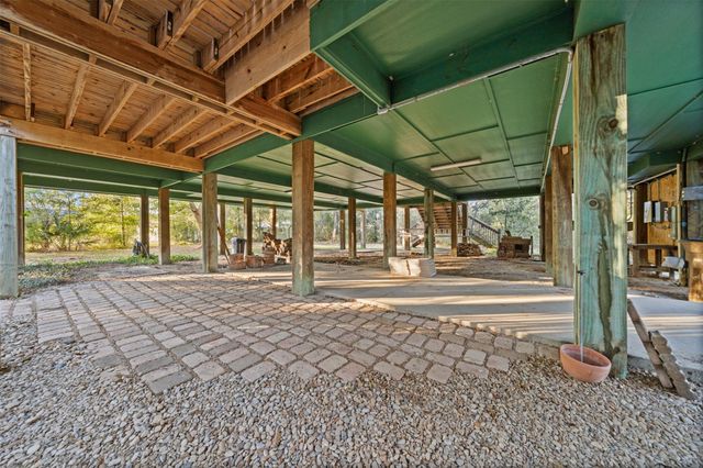 4510 Lininger Lane, Dickinson, TX 77539