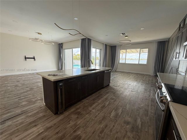 18335 NW 12th St, Pembroke Pines, FL 33029