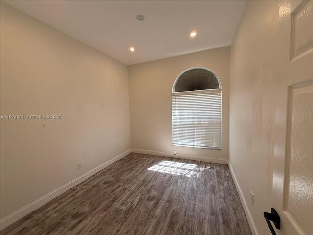 18335 NW 12th St, Pembroke Pines, FL 33029