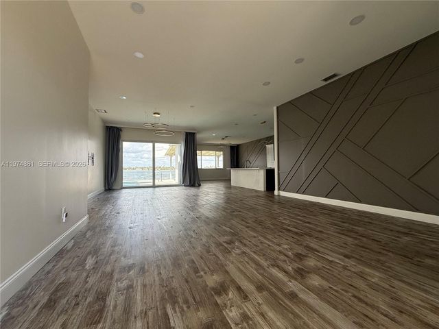 18335 NW 12th St, Pembroke Pines, FL 33029