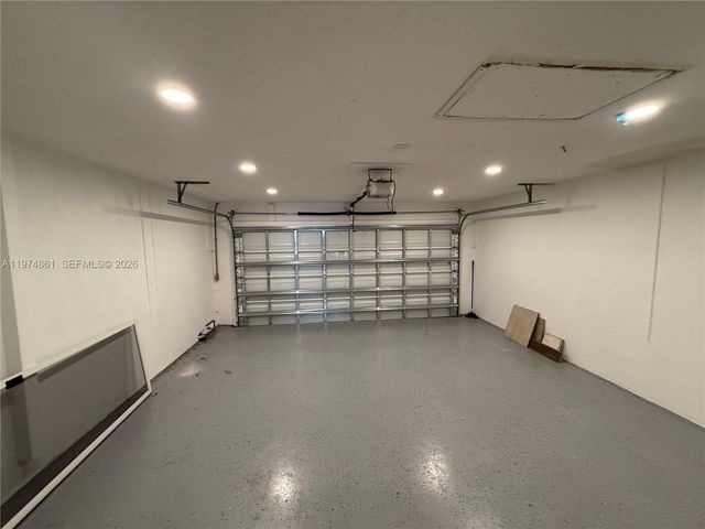 18335 NW 12th St, Pembroke Pines, FL 33029