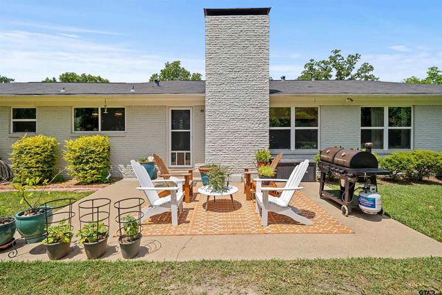 917 Rhodes Dr., Tyler, TX 75701