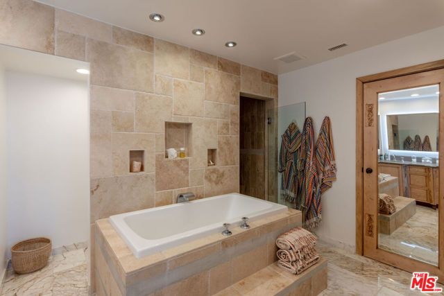 24624 Blue Dane Lane, Malibu, CA 90265