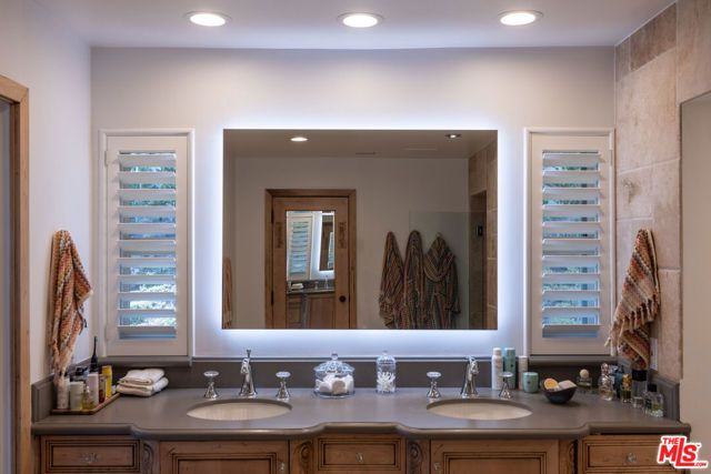 24624 Blue Dane Lane, Malibu, CA 90265