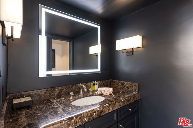 24624 Blue Dane Lane, Malibu, CA 90265