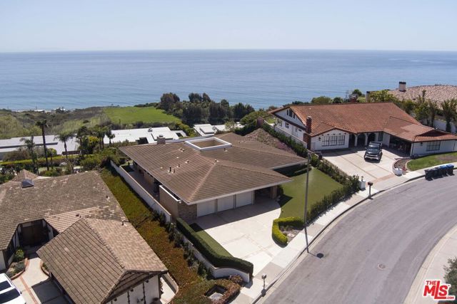 24624 Blue Dane Lane, Malibu, CA 90265