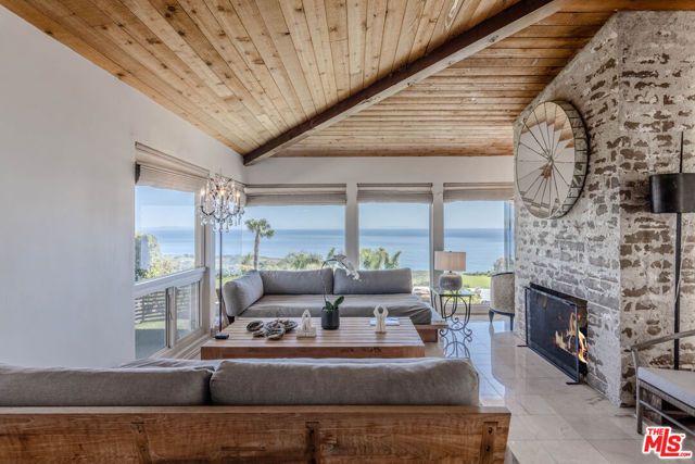 24624 Blue Dane Lane, Malibu, CA 90265