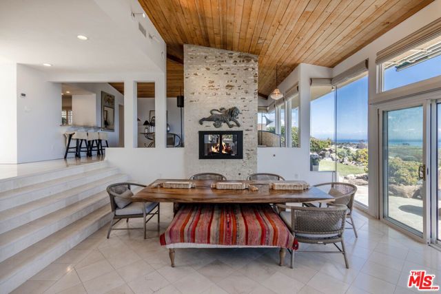 24624 Blue Dane Lane, Malibu, CA 90265