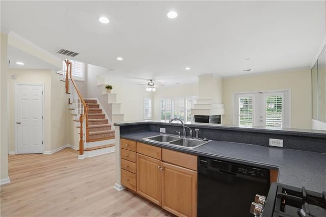 29 Hall Manor, Alpharetta, GA 30022
