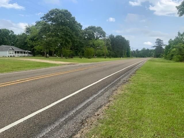 850 Slade Street, Coldspring, TX 77331