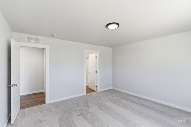 7337 W Newtown Dr, Eagle, ID 83616