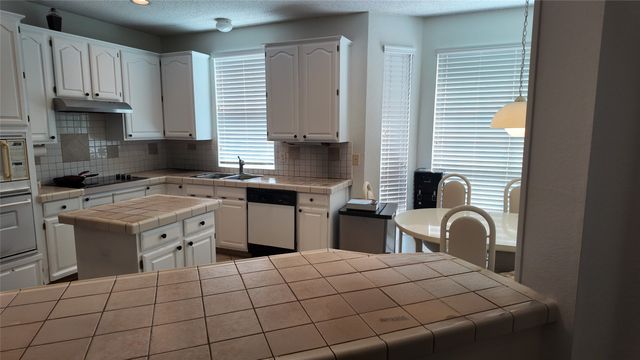 724 Cottonwood Bend, Allen, TX 75002