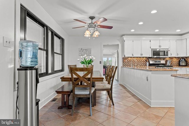 22 RUSSELL PL, Ambler, PA 19002