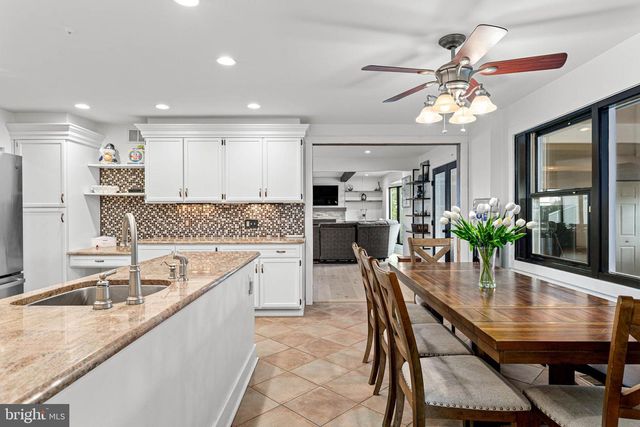 22 RUSSELL PL, Ambler, PA 19002