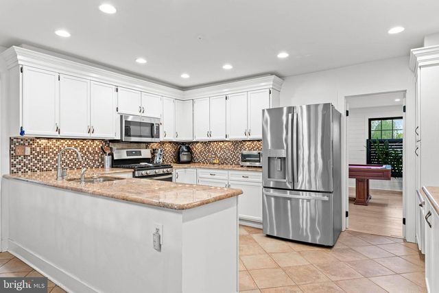 22 RUSSELL PL, Ambler, PA 19002