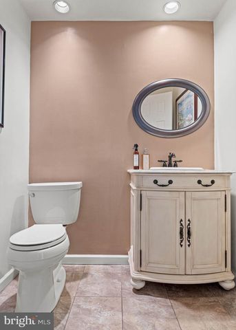 22 RUSSELL PL, Ambler, PA 19002