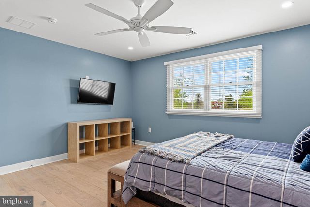 22 RUSSELL PL, Ambler, PA 19002