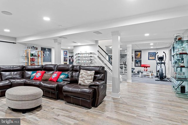 22 RUSSELL PL, Ambler, PA 19002