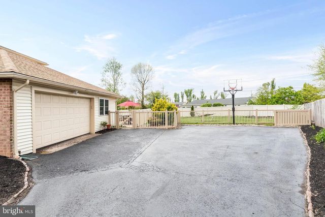 22 RUSSELL PL, Ambler, PA 19002