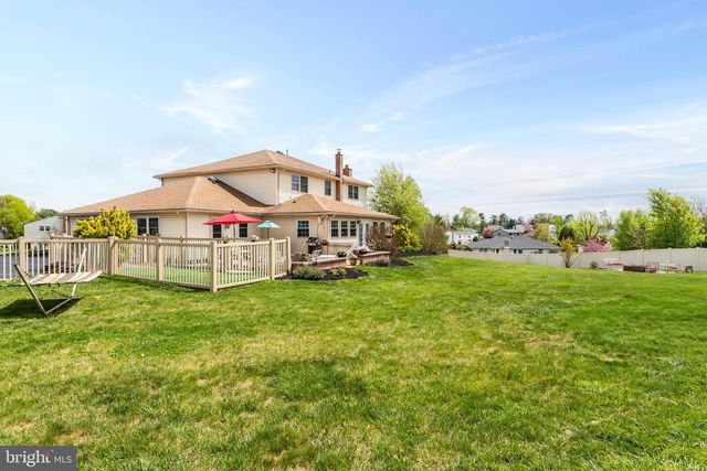22 RUSSELL PL, Ambler, PA 19002