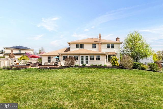 22 RUSSELL PL, Ambler, PA 19002