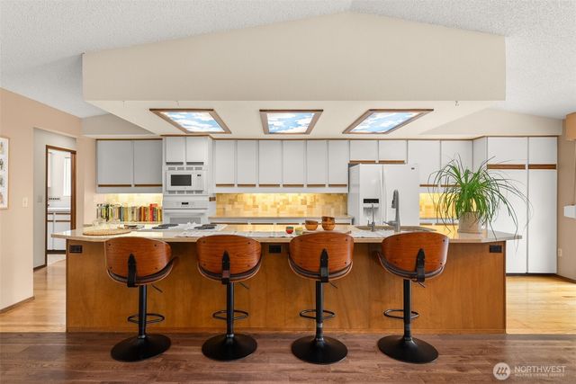 1517 Briarwood Court NW, Olympia, WA 98502