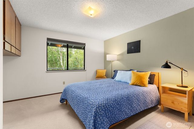 1517 Briarwood Court NW, Olympia, WA 98502