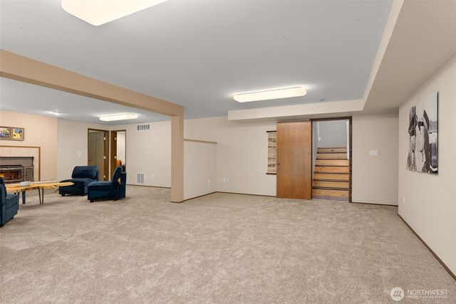 1517 Briarwood Court NW, Olympia, WA 98502
